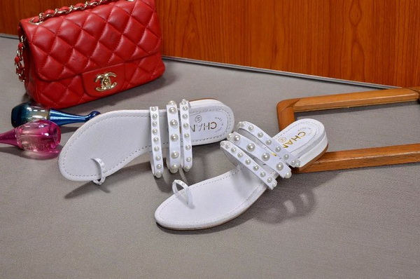 CHANEL Slippers Women--048